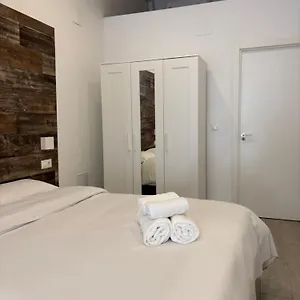 Hermoso Piso A 3 Min De La Estacion De Bus Y Tren Ave Apartamento Málaga