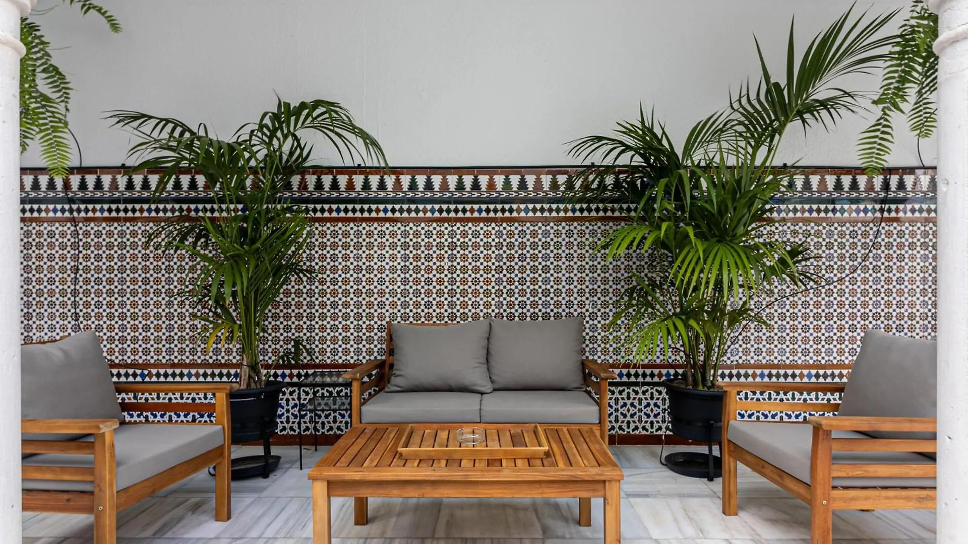 Apartamento El Patio De La Luna Freshapartments Málaga